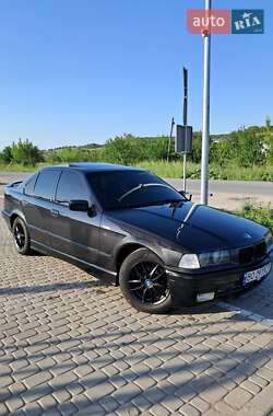Седан BMW 3 Series 1992 в Бережанах