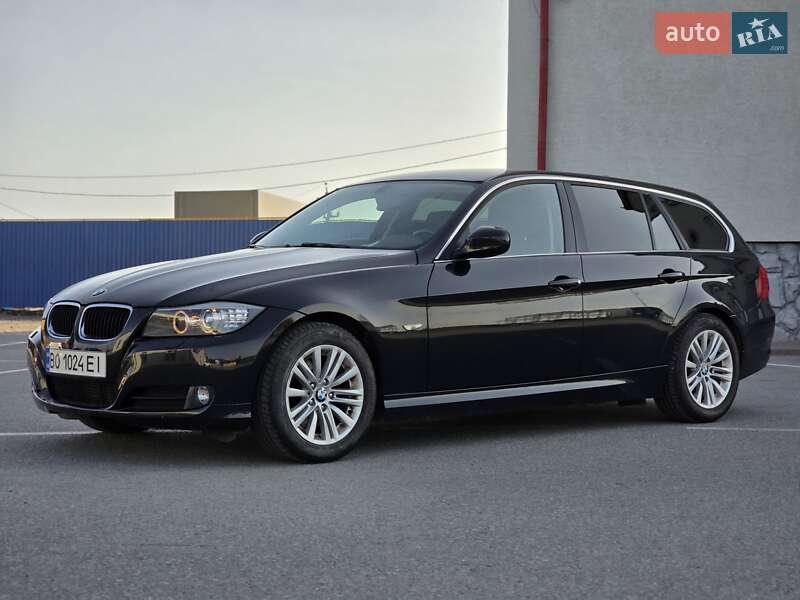 BMW 3 Series 2011