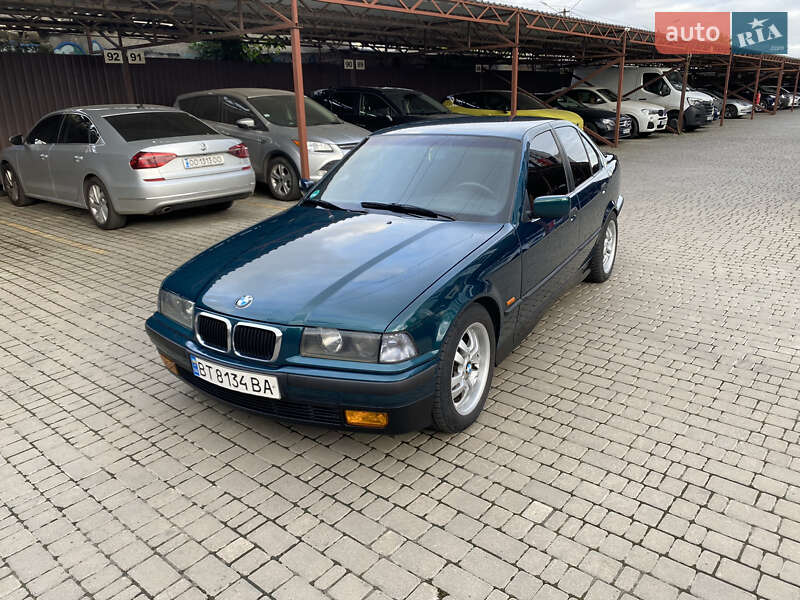 Седан BMW 3 Series 1997 в 