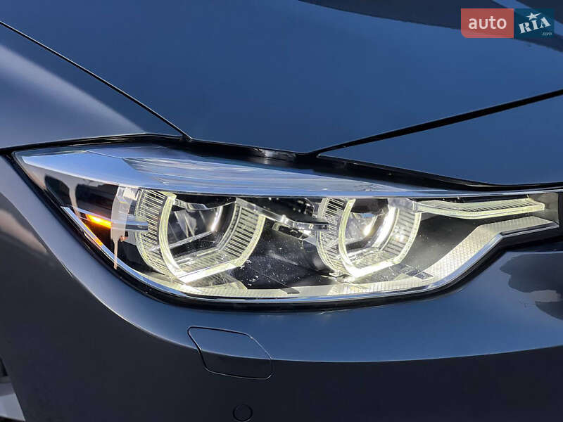 Седан BMW 3 Series 2016 в Києві