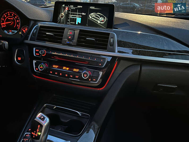 Седан BMW 3 Series 2016 в Києві