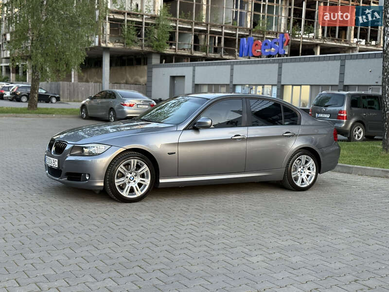 Седан BMW 3 Series 2008 в Черновцах