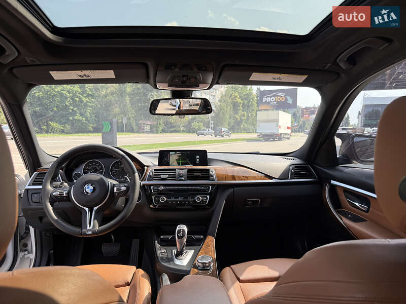 Седан BMW 3 Series 2016 в Киеве