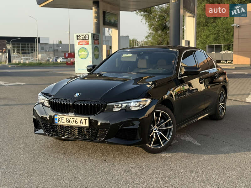 Седан BMW 3 Series 2019 в Дніпрі