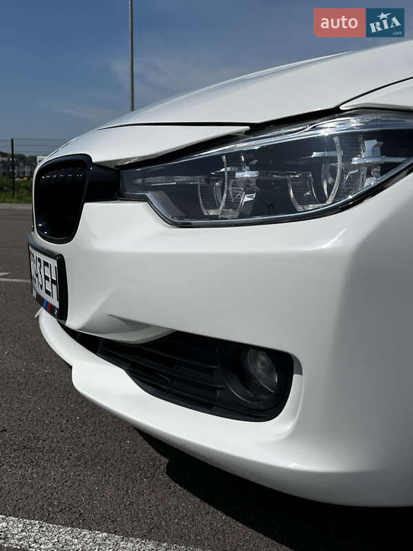 Седан BMW 3 Series 2013 в Ровно