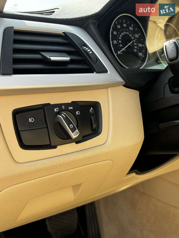 Седан BMW 3 Series 2013 в Ровно