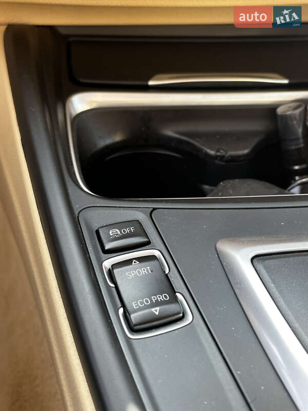 Седан BMW 3 Series 2013 в Ровно