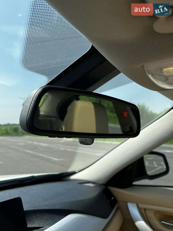 Седан BMW 3 Series 2013 в Ровно