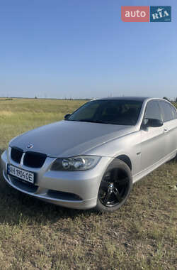 Седан BMW 3 Series 2006 в Павлограде