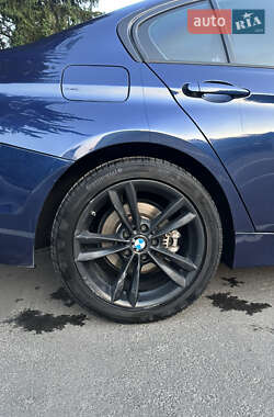 Седан BMW 3 Series 2016 в 
