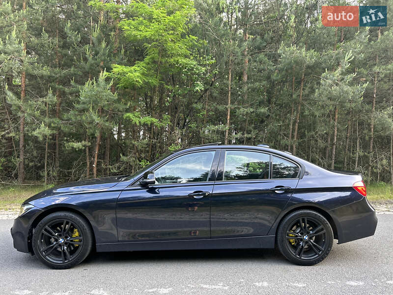 Седан BMW 3 Series 2016 в Ровно