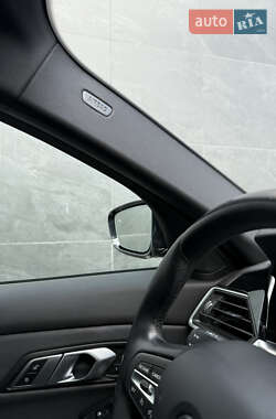 Седан BMW 3 Series 2021 в 
