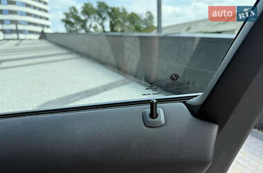 Седан BMW 3 Series 2021 в 