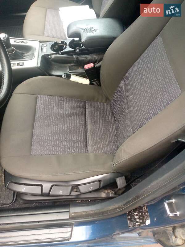 Универсал BMW 3 Series 2004 в Куликове фото 7 Универсал BMW 3 Series 2004 в Куликове