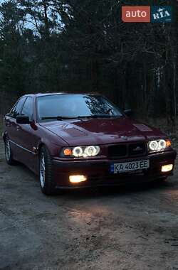 Седан BMW 3 Series 1990 в 