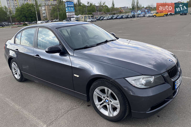 Седан BMW 3 Series 2008 в Чутовому