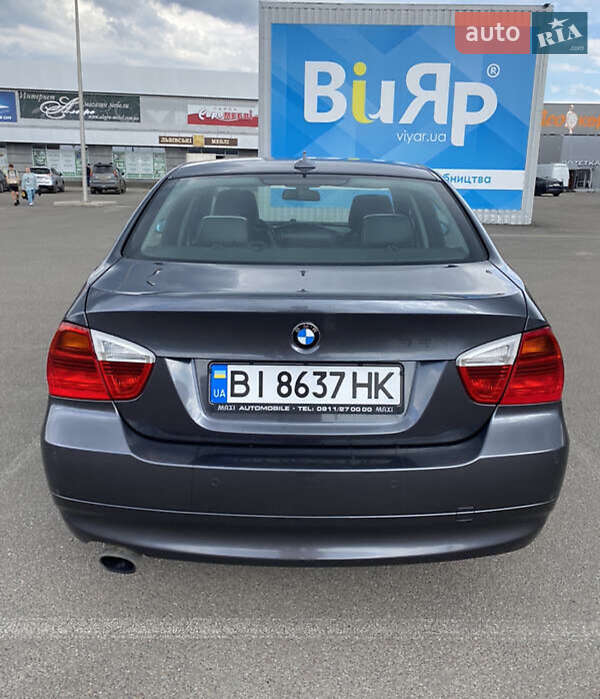 Седан BMW 3 Series 2008 в Чутовому