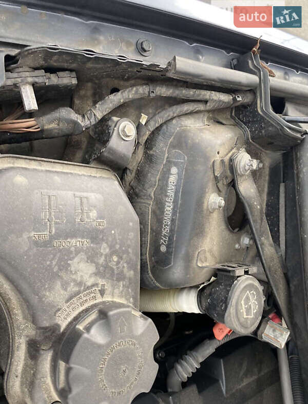 Седан BMW 3 Series 2008 в Чутовому