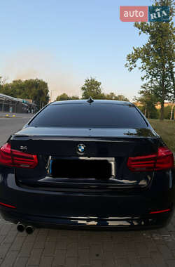 Седан BMW 3 Series 2017 в 