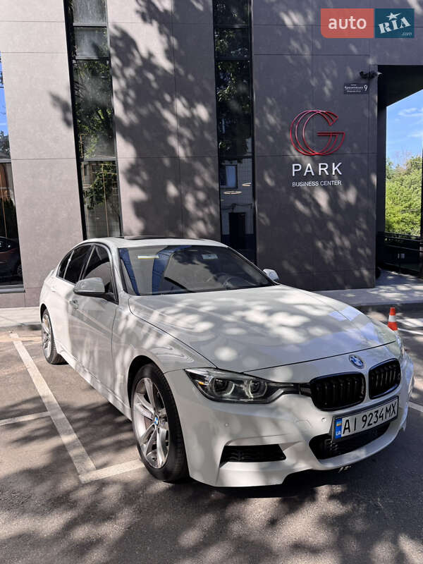 Седан BMW 3 Series 2016 в Киеве