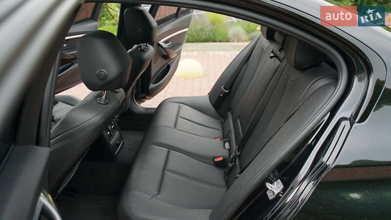 Седан BMW 3 Series 2018 в Черновцах фото 45 Седан BMW 3 Series 2018 в Черновцах