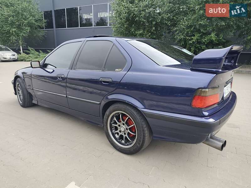 Седан BMW 3 Series 1997 в Белой Церкви