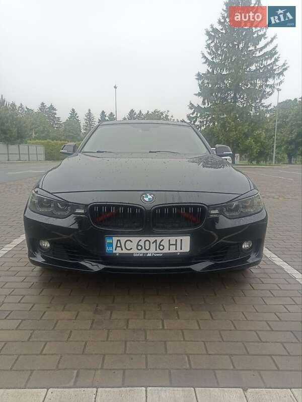 Седан BMW 3 Series 2012 в 