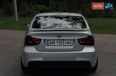 Седан BMW 3 Series 2011 в 