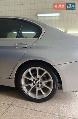 Седан BMW 3 Series 2015 в 