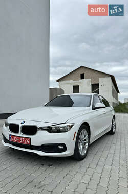 Седан BMW 3 Series 2016 в Бориславе