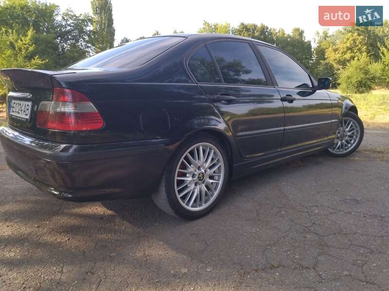 Седан BMW 3 Series 2003 в Первомайську