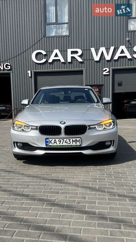 Седан BMW 3 Series 2014 в Києві фото 13 Седан BMW 3 Series 2014 в Києві