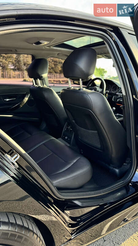 Седан BMW 3 Series 2014 в Дніпрі