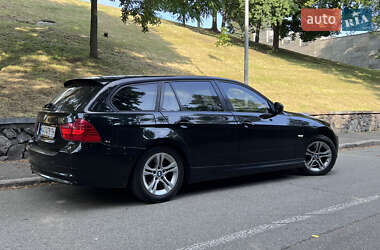 Универсал BMW 3 Series 2011 в Киеве
