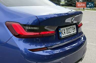 Седан BMW 3 Series 2022 в 