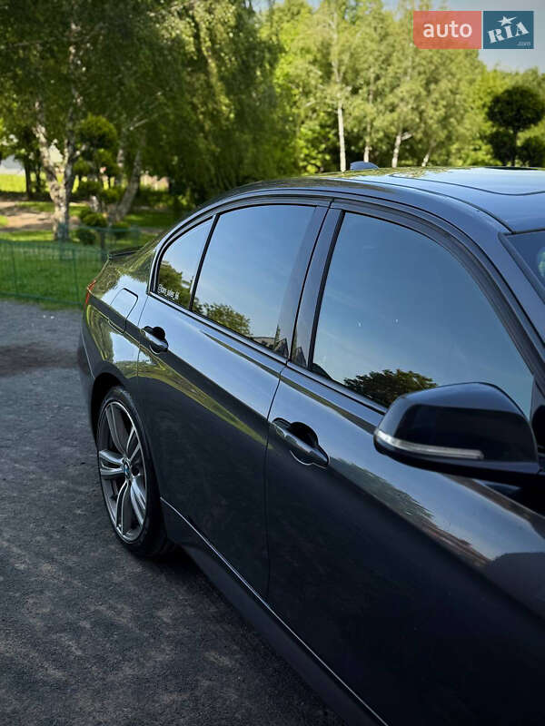 Седан BMW 3 Series 2015 в Хмельницком