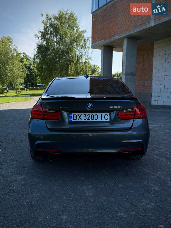 Седан BMW 3 Series 2015 в Хмельницком