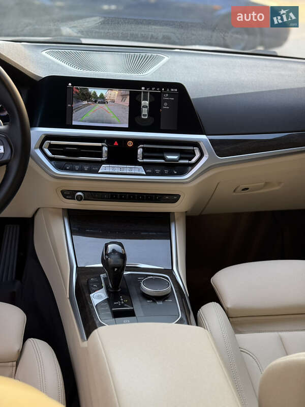 Седан BMW 3 Series 2020 в Ивано-Франковске