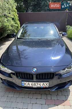 Седан BMW 3 Series 2015 в Киеве