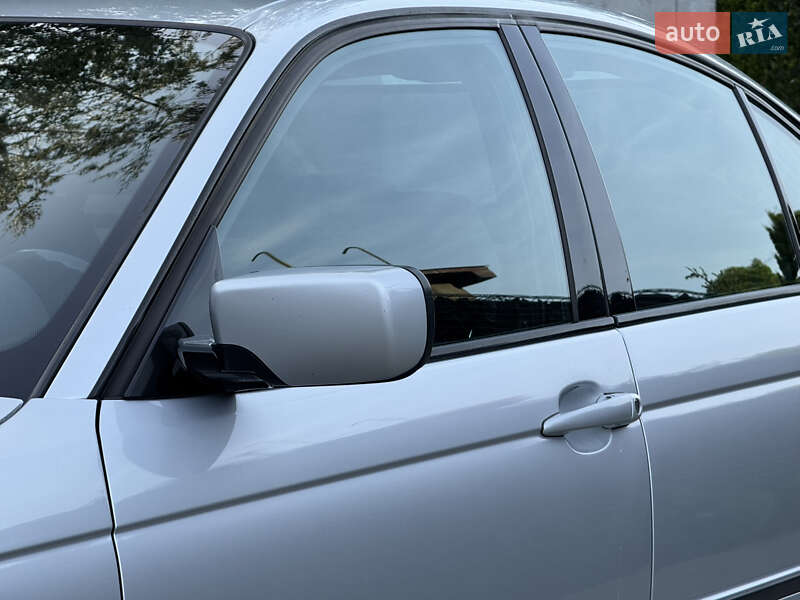 Седан BMW 3 Series 2000 в Львові