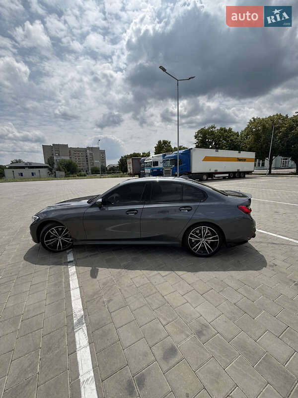 Седан BMW 3 Series 2019 в Черкассах