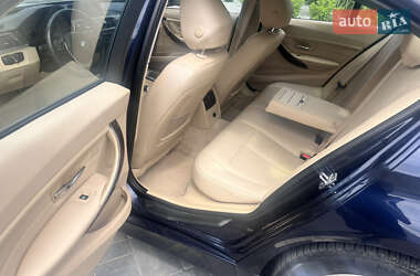 Седан BMW 3 Series 2013 в 