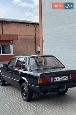 Седан BMW 3 Series 1987 в 