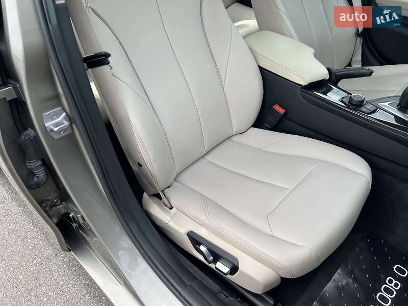 Седан BMW 3 Series 2015 в Киеве