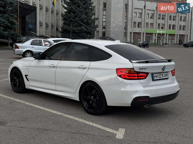 Седан BMW 3 Series 2015 в Одесі