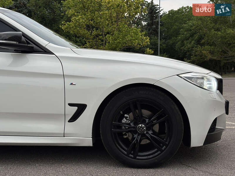 Седан BMW 3 Series 2015 в Одесі