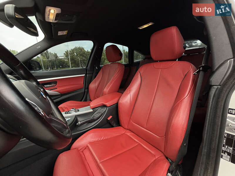 Седан BMW 3 Series 2015 в Одесі