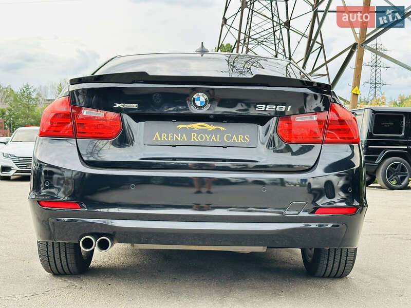 Седан BMW 3 Series 2014 в Харкові