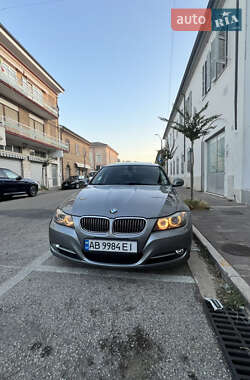 Седан BMW 3 Series 2011 в 