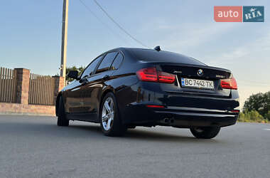Седан BMW 3 Series 2013 в 